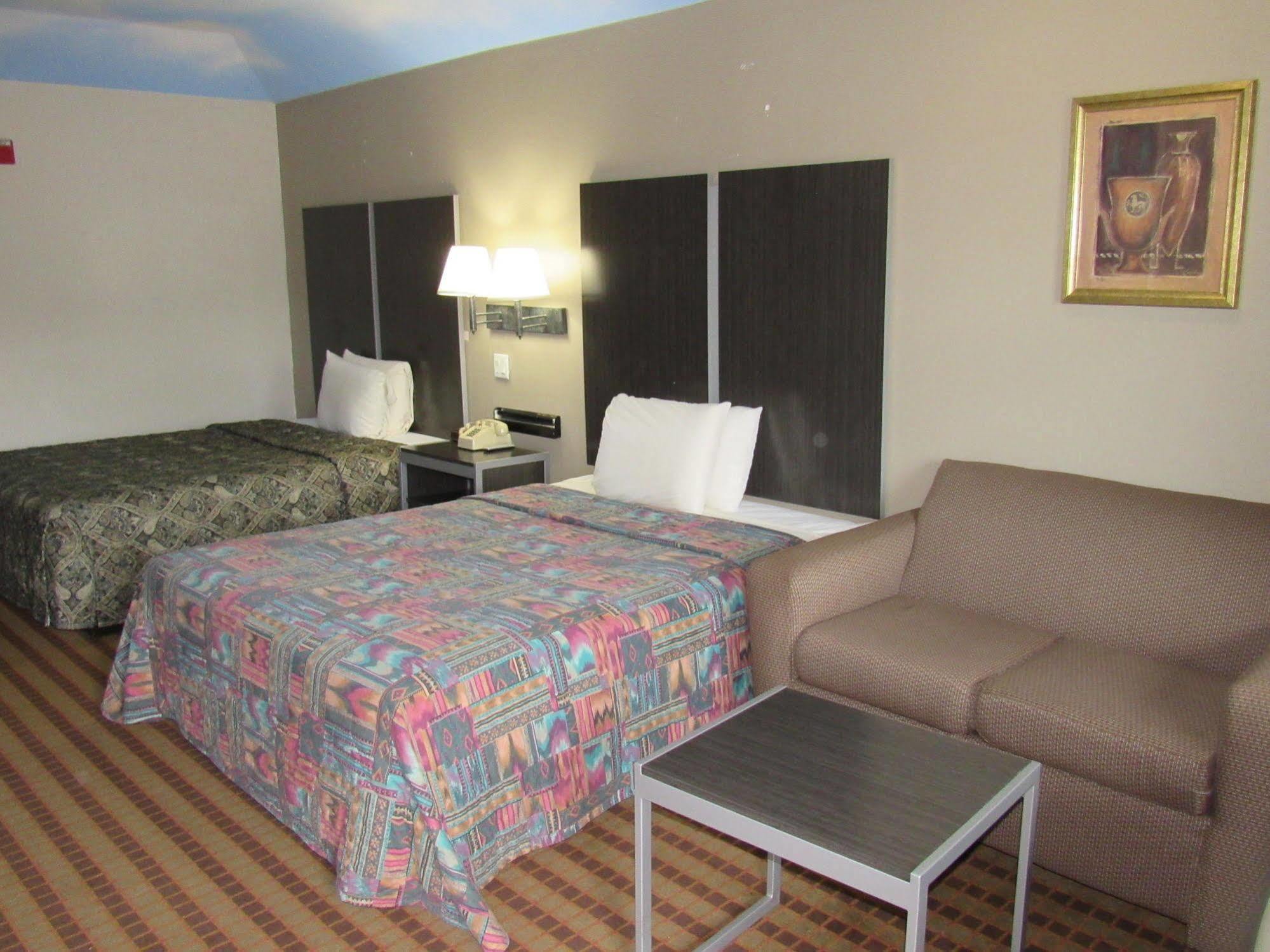 Camelot Inn & Suites Highway 290/Northwest Freeway Jersey Village Bagian luar foto