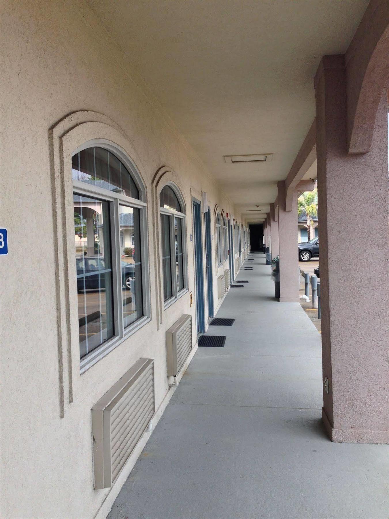Camelot Inn & Suites Highway 290/Northwest Freeway Jersey Village Bagian luar foto